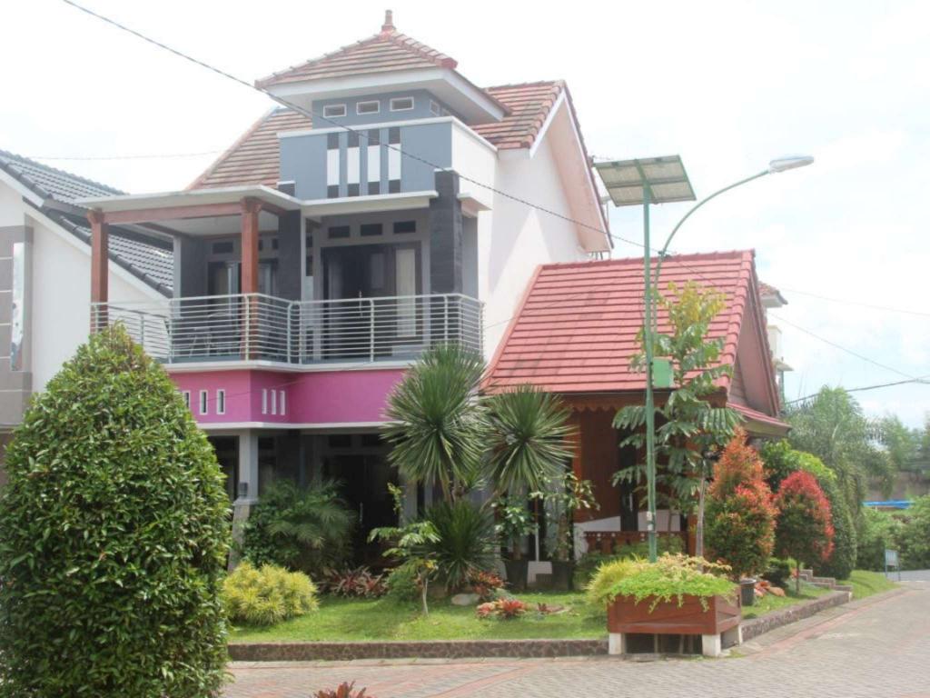 Villa di Batu Malang Fasilitas Terlengkap Harga Termurah